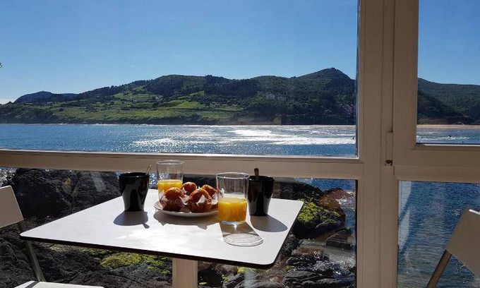 Mundaka Apartment | Apartment ∙ 1 bedroom ∙ 2 guests