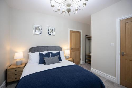 Moreton Apartment | Apartment 1, Elizabeth Hall