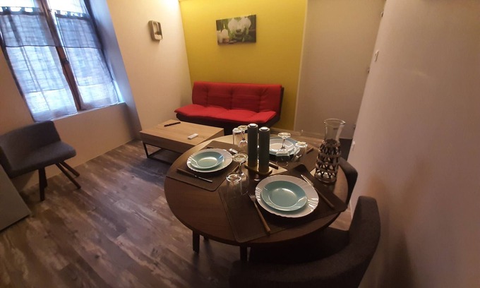 Bourg-Saint-Andeol Apartment | Apartment '105 - Cosy T2' with Wi-Fi and Air Conditioning