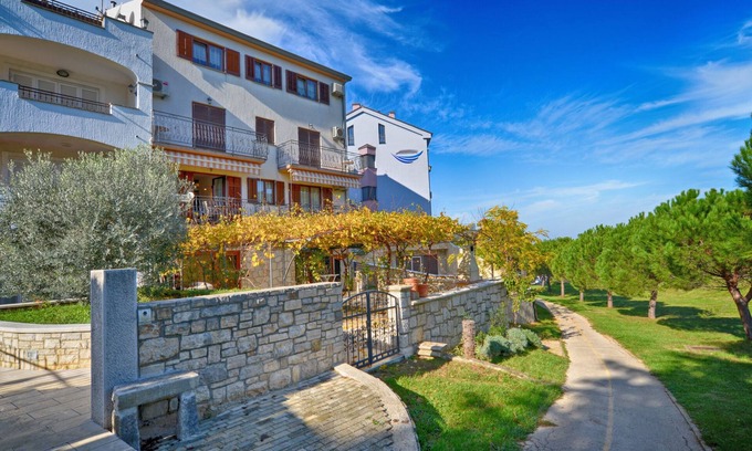 Vrsar Apartment | Apartment 1299/12346 (Istria - Vrsar), 300m from the beach