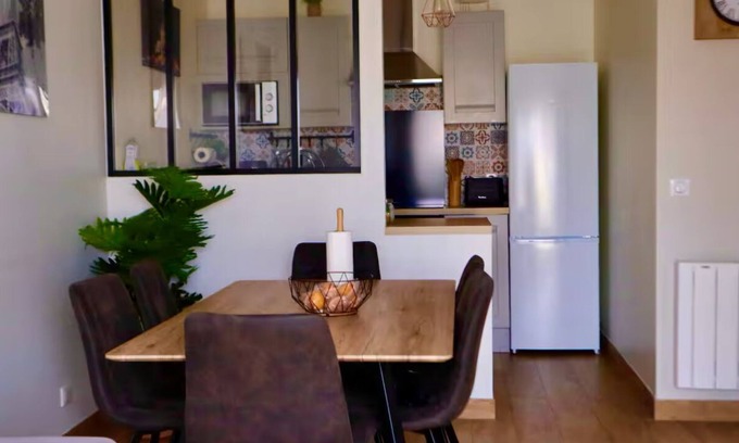 L'Economie Apartment | Apartment 15 minutes from Paris