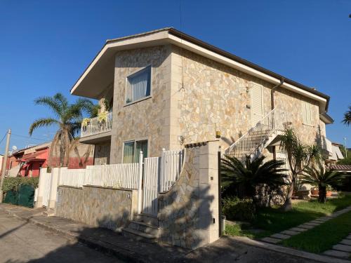 Priolo Gargallo Apartment | Apartment 1st floor in Villino Eliana