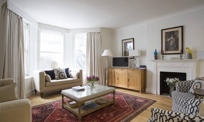 Brompton & Hans Town Apartment | Apartment ∙ 2 bedrooms ∙ 4 guests