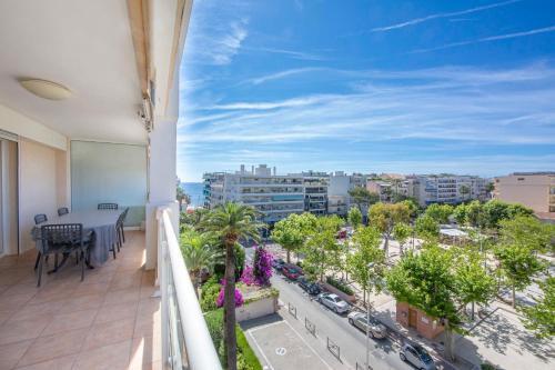 Pointe Croisette Apartment | Apartment 2 bedrooms 2 bathrooms clear view in Palm beach area