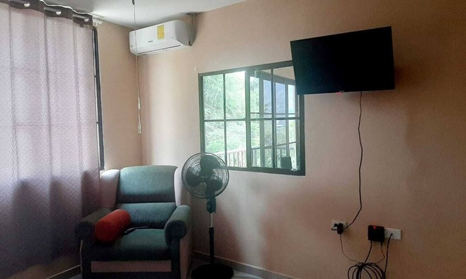 San Salvador Apartment | Apartment, 20min from airport, beach!
