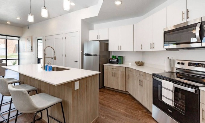 North Salt Lake Apartment | Apartment 2103 · Luxury style 2 bed 2 bath apartment
