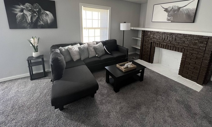 Old Brooklyn Apartment | Apartment 3 mins from zoo
