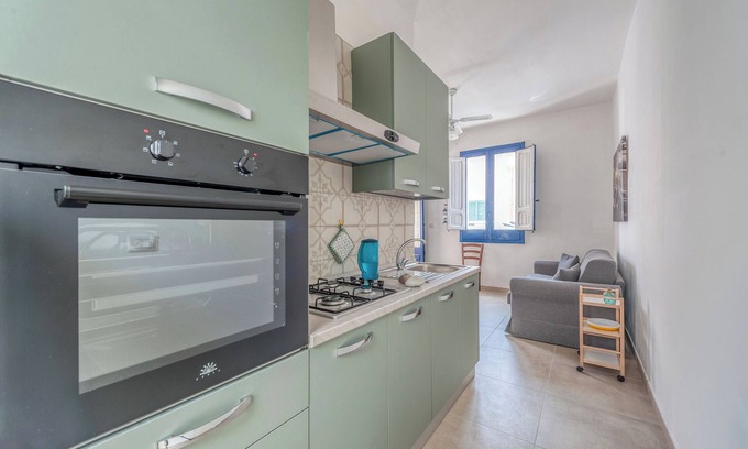 Torre San Gennaro Apartment | Apartment '3' with Private Terrace and Air Conditioning