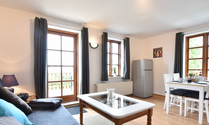 Stove Apartment | Apartment 3 with 1 bedroom (2-4 people) first floor / 1 pet allowed - Villa Seeheim Holiday property right on the water