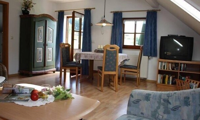 Anger Apartment | Apartment- 4 people, 50 square meters, top floor, balcony, near the lake, 4 stars