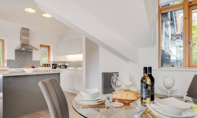 Aberdovey Apartment | Apartment 4, The Old Stables