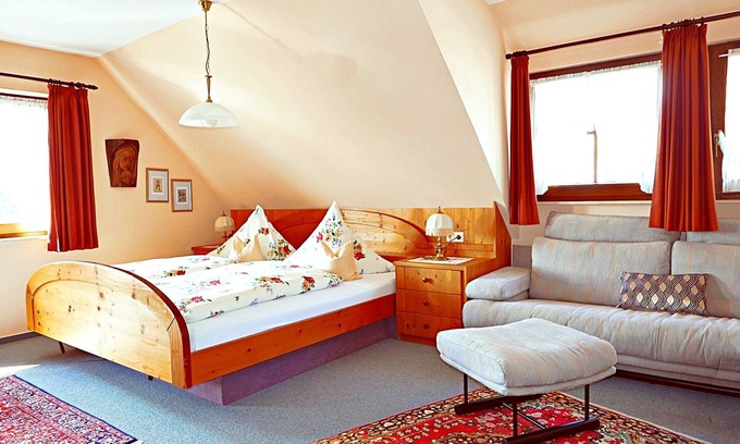 Kniebis Apartment | Apartment '75qm' with Balcony and Wi-Fi
