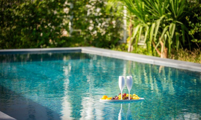 Znjan Apartment | Apartment À la Mode with Private Pool