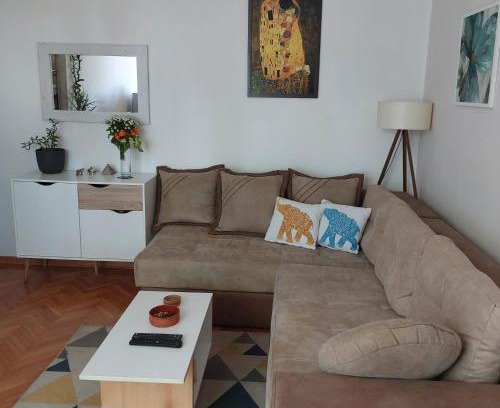 Banovo brdo Apartment | Apartment ADA RB Belgrade