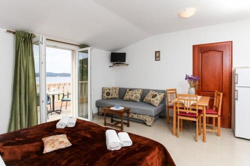 Lopud Island Apartment | Apartment Ana Lopud with balcony
