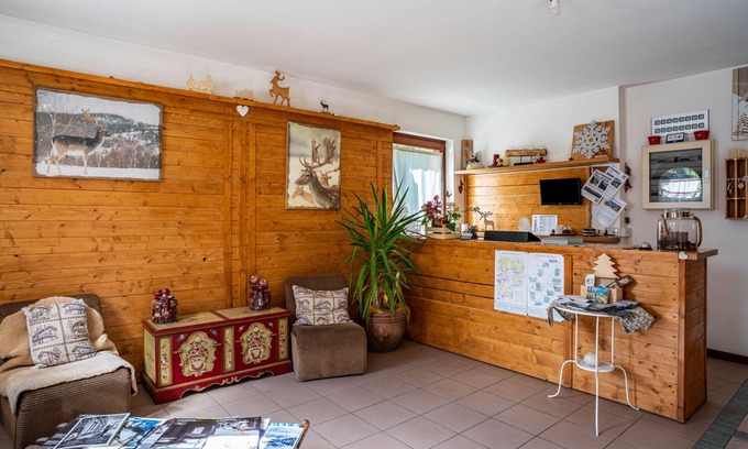 Strembo Apartment | Apartment "Aparthotel Strembo Pedrotti" with Mountain View & Shared Garden