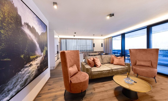Muhlbach im Pinzgau Apartment | Apartment in Bramberg with Mountain Views