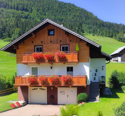 Russbach am Pass Gschuett Apartment | Apartment Bergfeeling