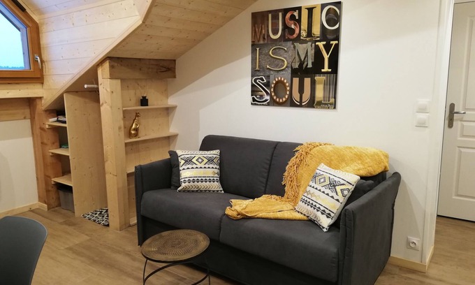 La Feclaz Apartment | Apartment at the foot of the slopes - La Féclaz resort - Au cosy d'Elana