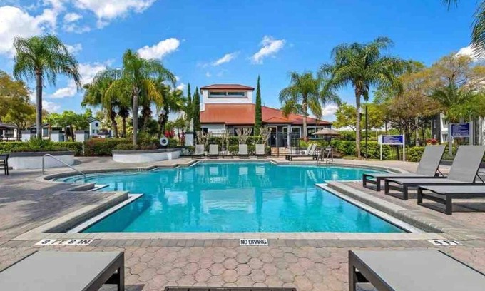 Kirkman South Apartment | Apartment at Universal Studios