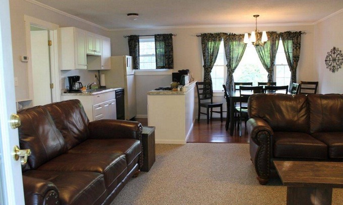 Londonderry Apartment | Apartment at Viking Nordic Center; sleeps 8. Rent with The Farmhouse to sleep 18