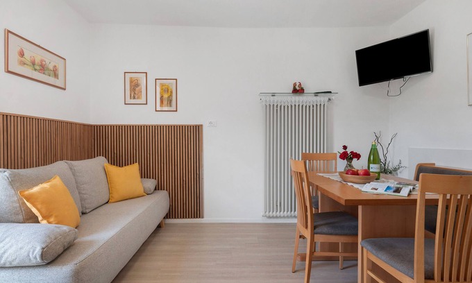 Laives Apartment | Apartment 'Auelehof Matilde' with Mountain View, Wi-Fi and Air Conditioning