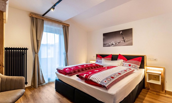 Niederau Apartment | Apartment 'Bergwelt A2' with Mountain View, Balcony and Wi-Fi