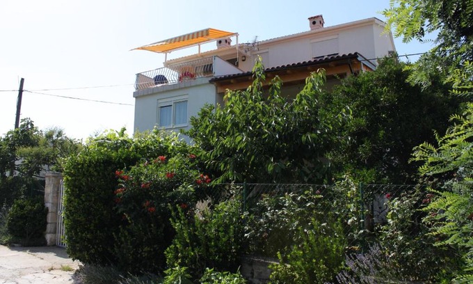 Bozava Apartment | Apartment Bozava 8100a