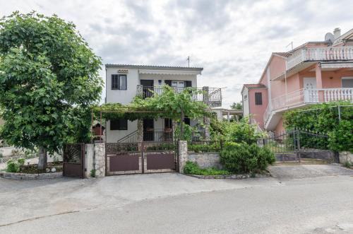 Podglavica Apartment | Apartment Brnabic