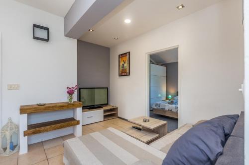 Brzac Apartment | Apartment Brzac