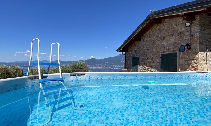 Albisano Apartment | Apartment 'Casa Jessica' with Lake View, Garden & Wi-Fi