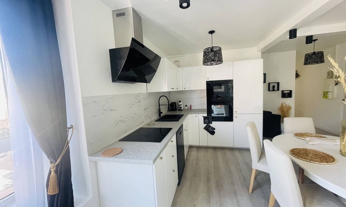 Flers-Breucq Apartment | Apartment Charmant Cocon Plus