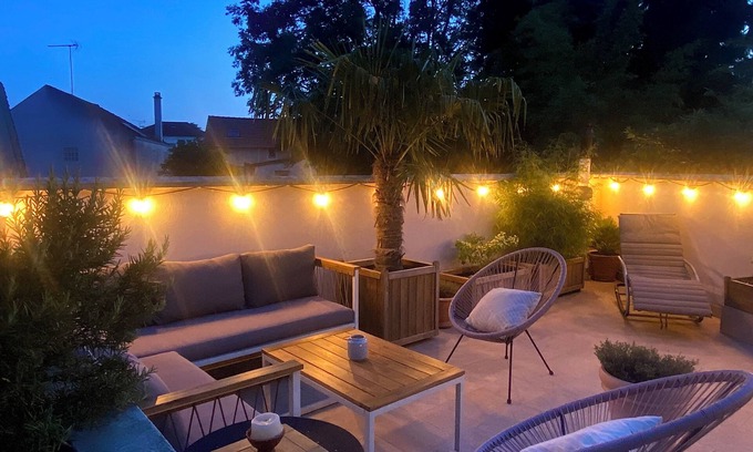 Neuilly-Plaisance Apartment | Apartment close to Paris and Disneyland, with large terrace