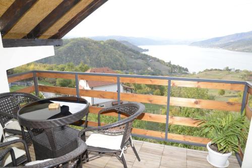 Donji Milanovac Apartment | Apartment Danubius 2