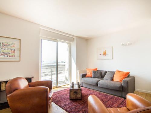 Saint-Servan Apartment | Apartment Dauphine by Interhome