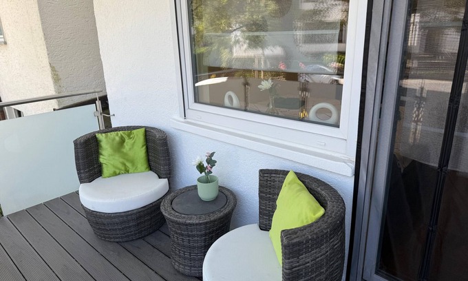 Koenigstein im Taunus Apartment | Apartment Königstein im Taunus 2 with Balcony and Wi-Fi