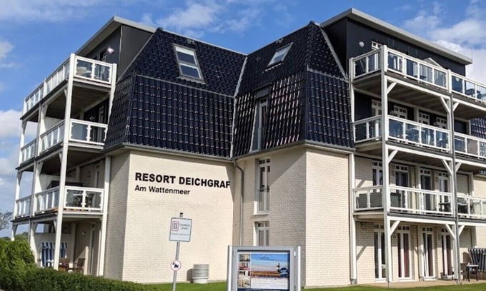 Wremen Apartment | Apartment "Moin im Deichgraf" on the Wremer beach and cutter harbor