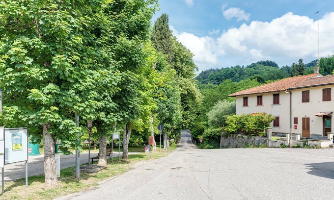 Grezzano Apartment | Apartment 'Depandance Resort' with Private Garden, Balcony and Wi-Fi