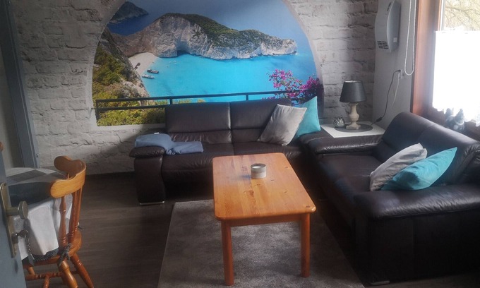 Stammen Apartment | Apartment 'Diemelblick 2022' with Whirlpool & Wi-Fi