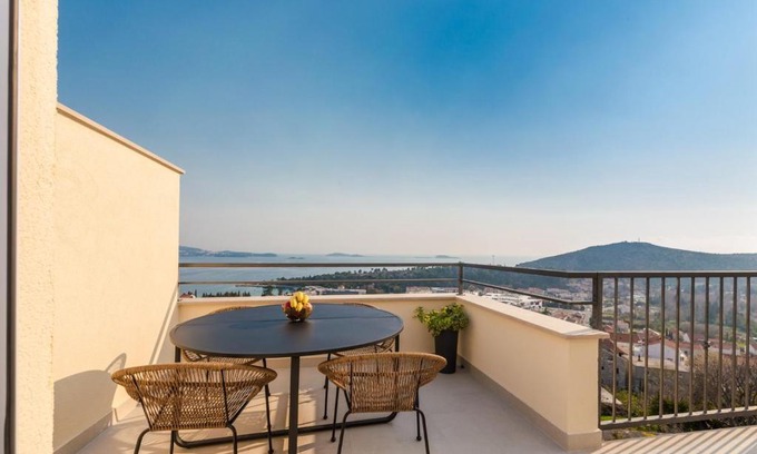 Brasina Apartment | Apartment Divine with sea view