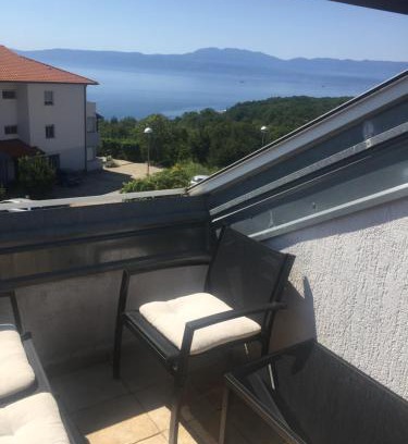 Kostrena Apartment | Apartment Doderovic