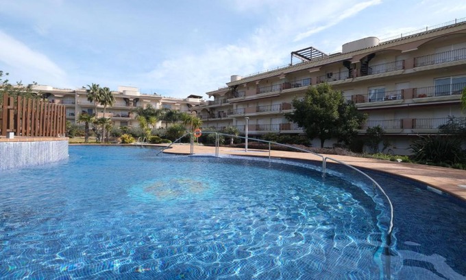 Sant Carles de la Rapita Apartment | Apartment Apartamentos Golden Beach by Interhome