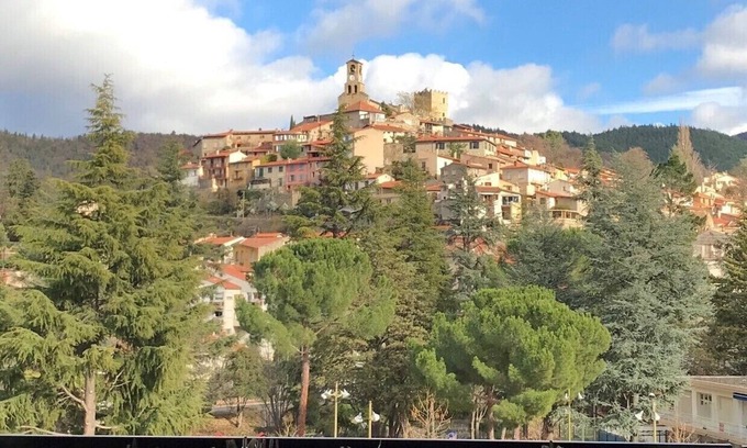 Vernet-les-Bains Apartment | Apartment F2 + terrace - rated 3 stars - with village and Canigou views