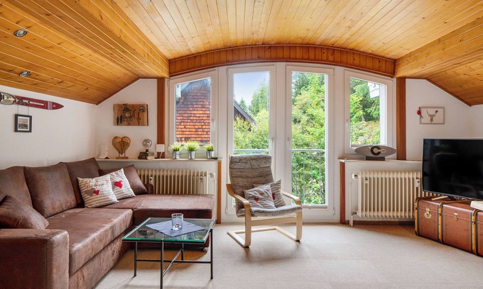 Feldberg Apartment | Apartment 'Feldbergstern' with Shared Terrace and Wi-Fi