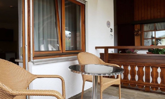 Hoechenschwand Apartment | Apartment 'Ferienwohnung 2' with Balcony and Wi-Fi