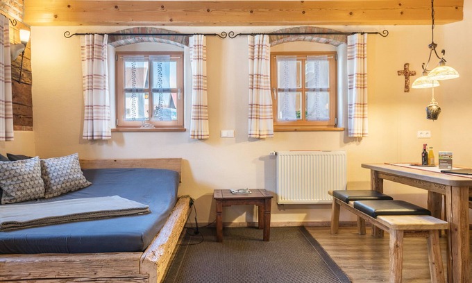 Freyung Apartment | Apartment 'Ferienwohnung Stod´l' with Private Pool, Private Terrace and Wi-Fi
