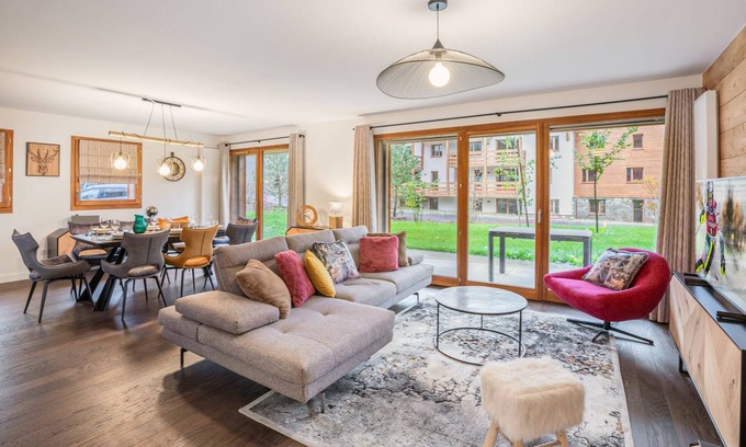 Megeve Villa | Apartment Feuilleter