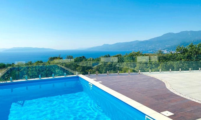 Cikovici Apartment | Apartment Flora with swimming pool