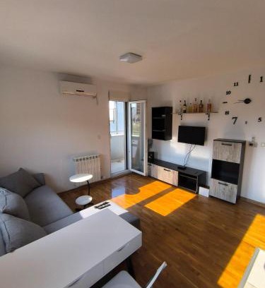 Zemun Apartment | Apartment for a day, Zemun, Altina, two rooms