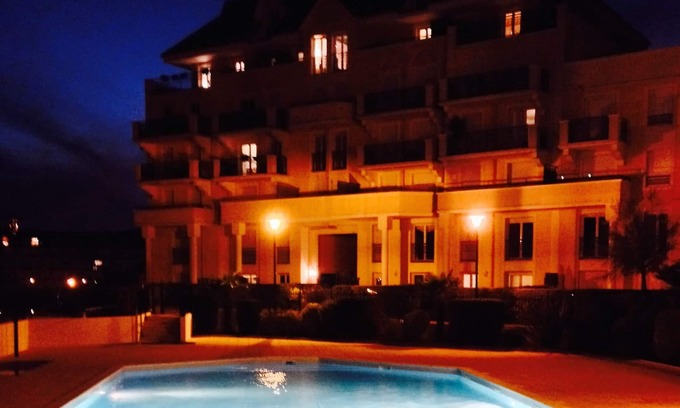 Port Guillaume Apartment | APARTMENT FOR RENT IN A LUXURY RESIDENCE WITH POOL